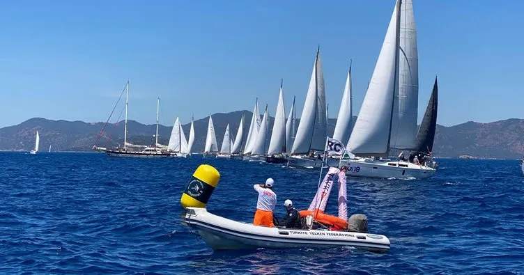 GÖCEK’TE YELKENLER SUYA İNDİ!