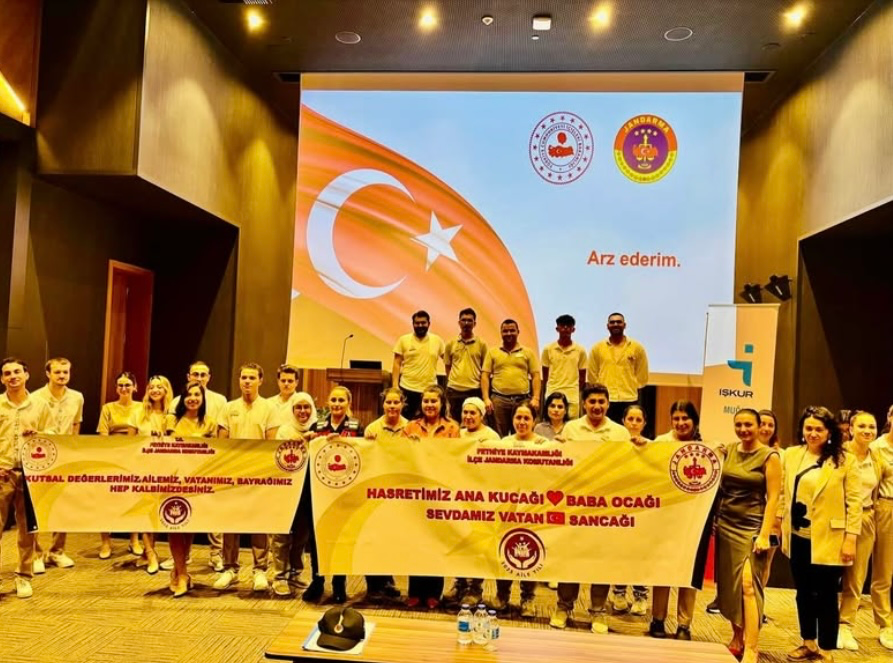 Jandarmadan Kadına Yönelik Şiddetle Mücadele Kapsamında Bilgilendirme Etkinliği